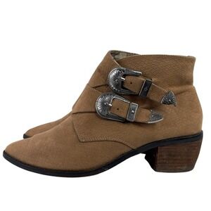 Band of Gypsies Tan Western Buckle Ankle Boots‎ Women 10 Tan Faux Suede Booties